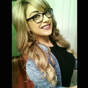 Meet your Posher, Erica