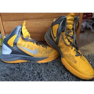 !!!!! LAST CHANCE !!!! Nike Hyperenforcer Sneakers