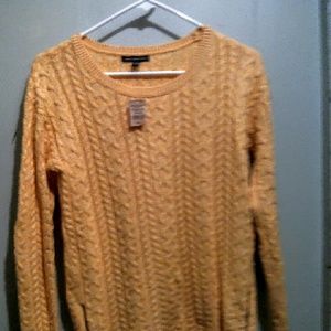 American Eagle Outfitters Yellow/White Sweater