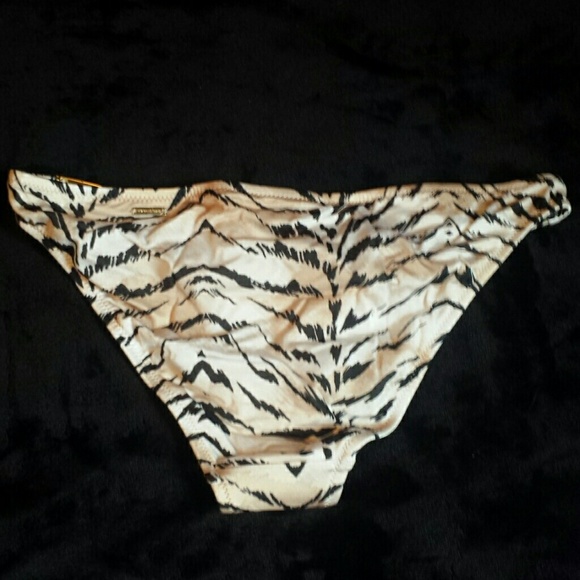 Bikini Bottom - VS Low Rise Bottom - Picture 2 of 4