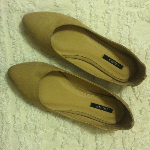 Tan suede pointed flats