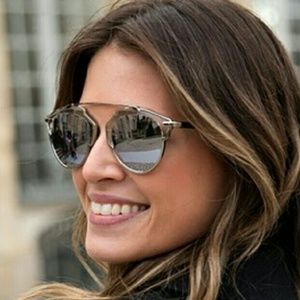 Meet your Posher, Christy