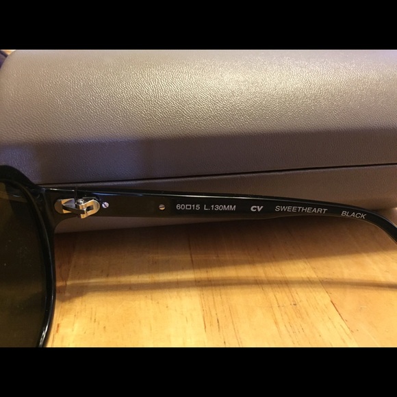 BCBG Max Azria Sunglasses main image 4