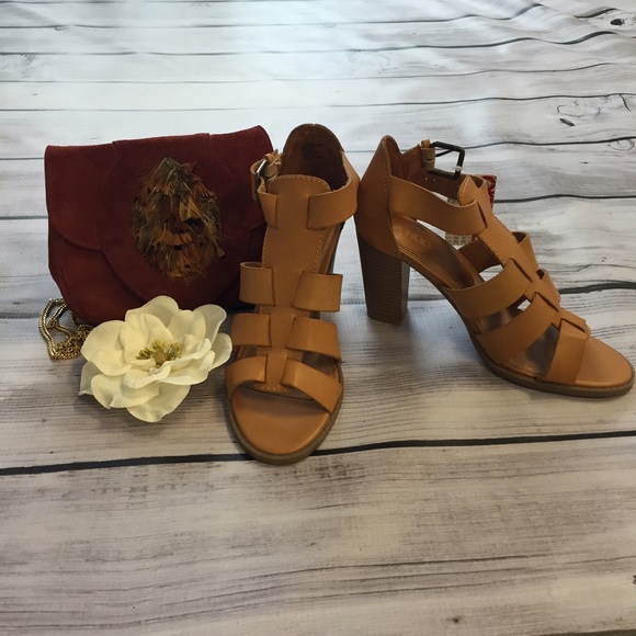 Shoes - Brown/Tan Heels - Brand New!!