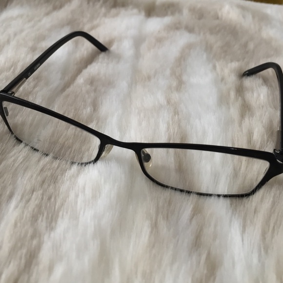 Guess glasses
