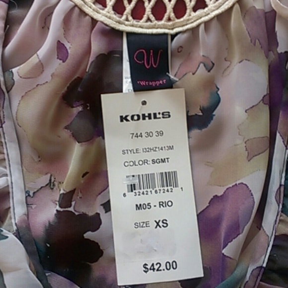 Beautiful Top W Wrapper - Picture 3 of 4