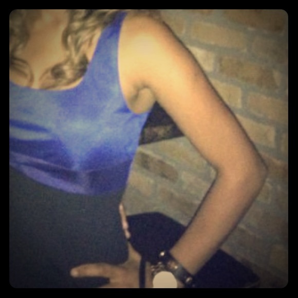 Sleeveless silk and jersey material shirt