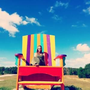 Meet your Posher, Lauren