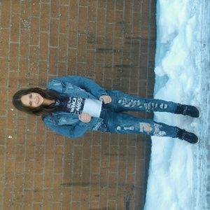 Meet your Posher, Kaitlyn