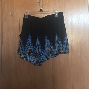 Flowy tribal print shorts!