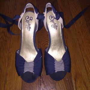 FINAL SALE!! Seychelles wedges