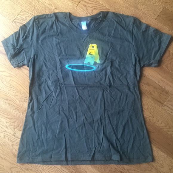 Portal tee - Picture 2 of 2