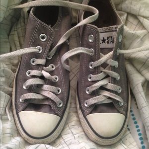 Grey converses