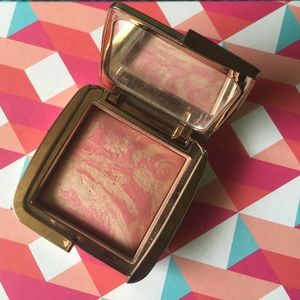 Hourglass Ambient Lighting Blush - Luminous Flush