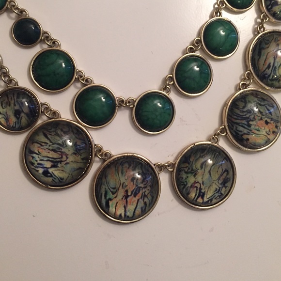 Green double Necklace - Picture 2 of 3