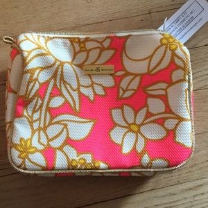 Julie Brown Cosmetic Case in Pink Blossom
