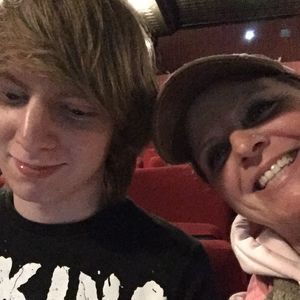 Meet your Posher, Holly