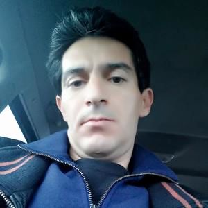Meet your Posher, Vahdat