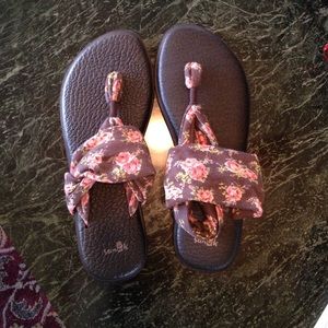 Sold in ⓂSanuk yoga sling (9)