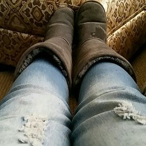 Meet your Posher, Ester