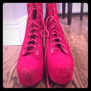 Jeffrey Campbell lita look a likes