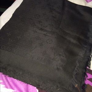 burberry 27,5 inches wide and 70 inches tall