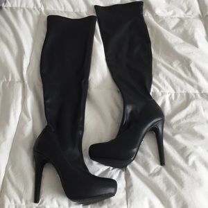 Black leather knee boots