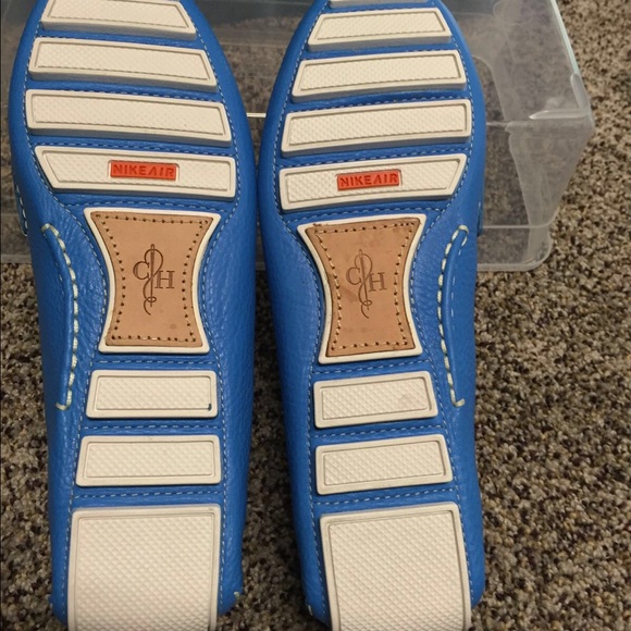 Cole Haan Flats with Nike Sole - Picture 2 of 2