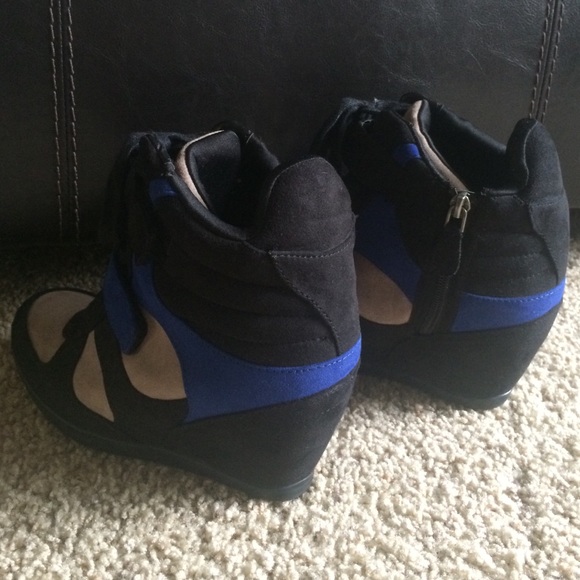 Wedge shoes - Picture 4 of 4