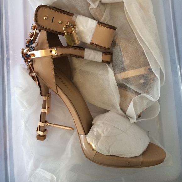 Brand New Ankle Strap Decor Jeweled Heels - Picture 3 of 4