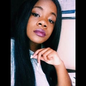 Meet your Posher, Latonda