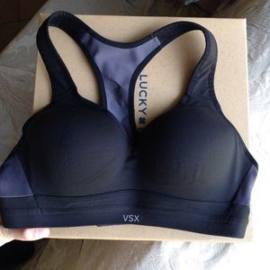 Sold on ⓂVsx Victoria's Secret sports bra 34b