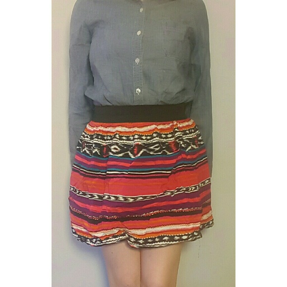 tribal printed mini skirt!