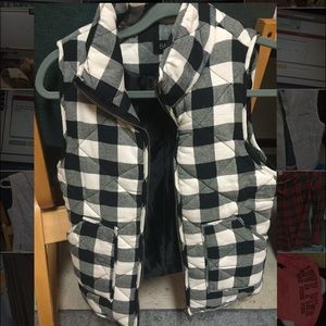 Black & White Thermal Vest