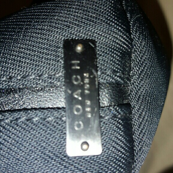 Coach mini Black Bag - Picture 2 of 4