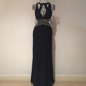 Cache Cut Out Gown