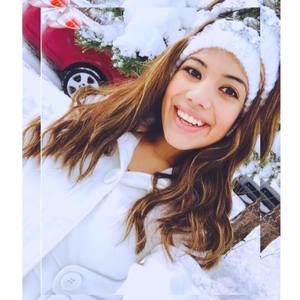 Meet your Posher, Isela