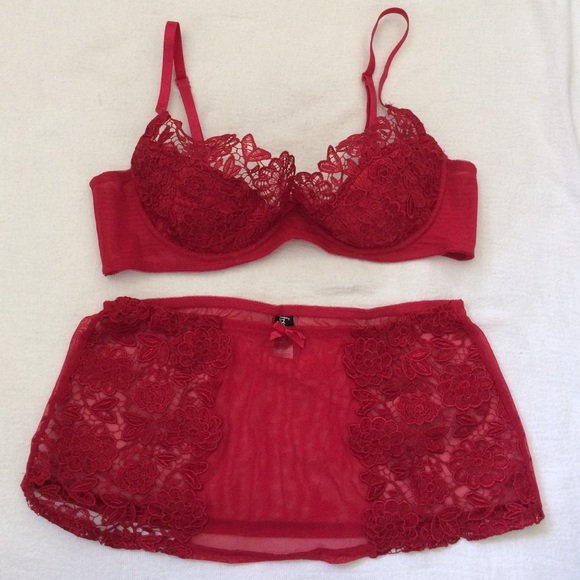Frederick's of Hollywood Lingerie Set