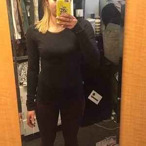 Lulu lemon black shirt