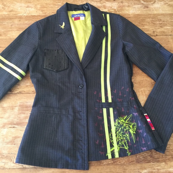 FUNKY PINSTRIPED BLAZER