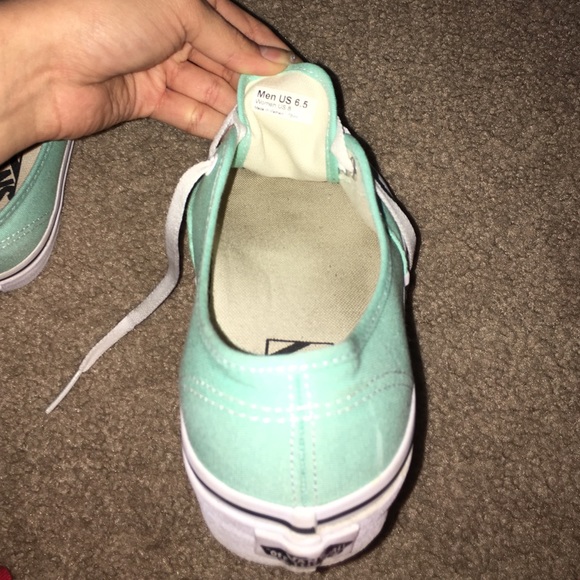 MINT VANS - Picture 3 of 3