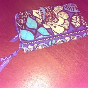 Vera Bradley blue floral wallet!