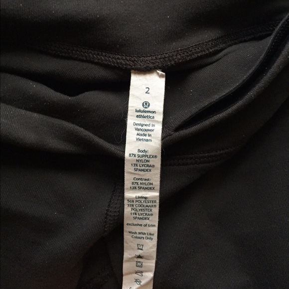 SOLD! Lululemon Wunder Under Tech Mesh - Picture 3 of 4