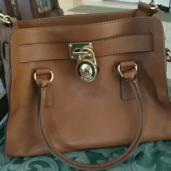 Michael Kors Handbags - Michael Kors Hamilton