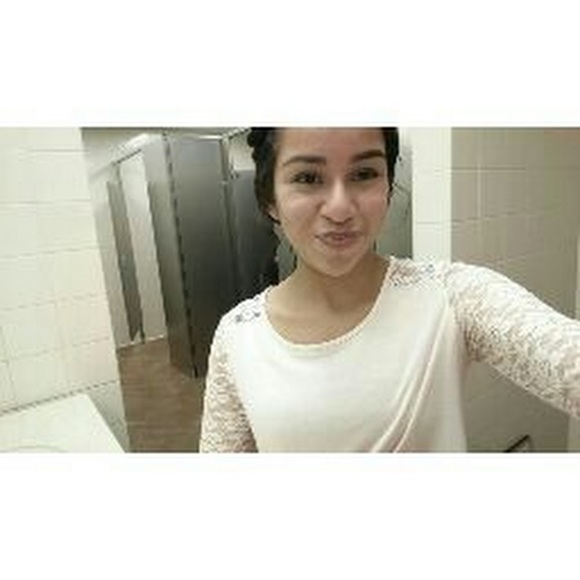 Meet your Posher, Erika - Picture 1 of 1