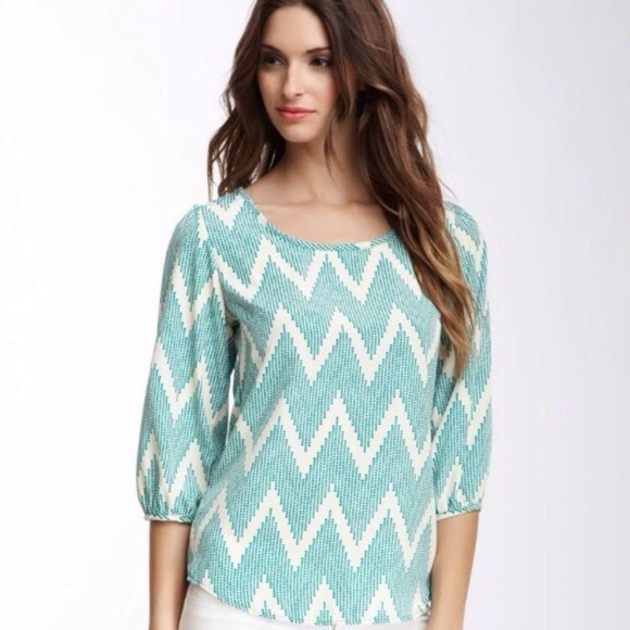 Peach Love Cream Mint Green Aztec Blouse Top S