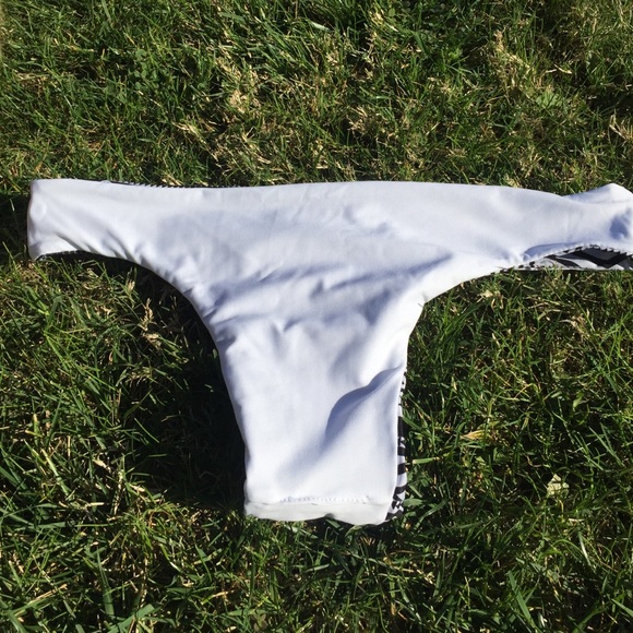 SOLD- Reversible Bikini Bottoms