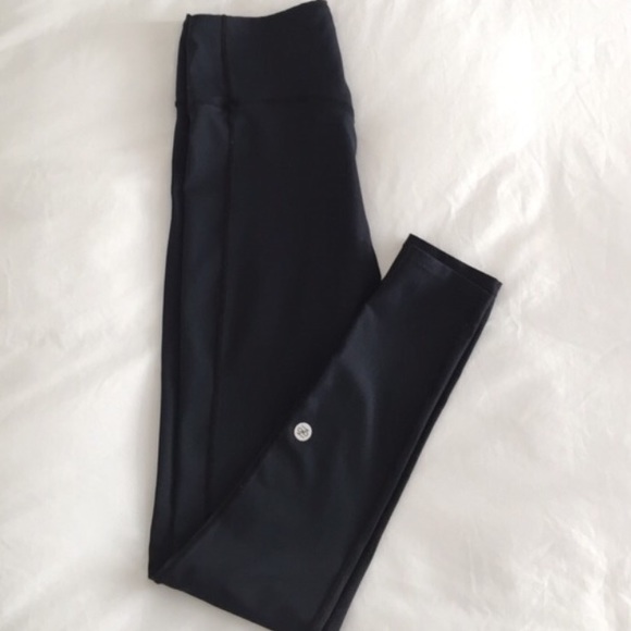 Zuala Black yoga leggings