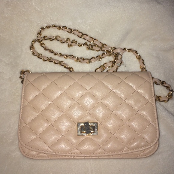 Light pink purse