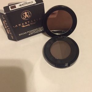 Anastasia lip and brow